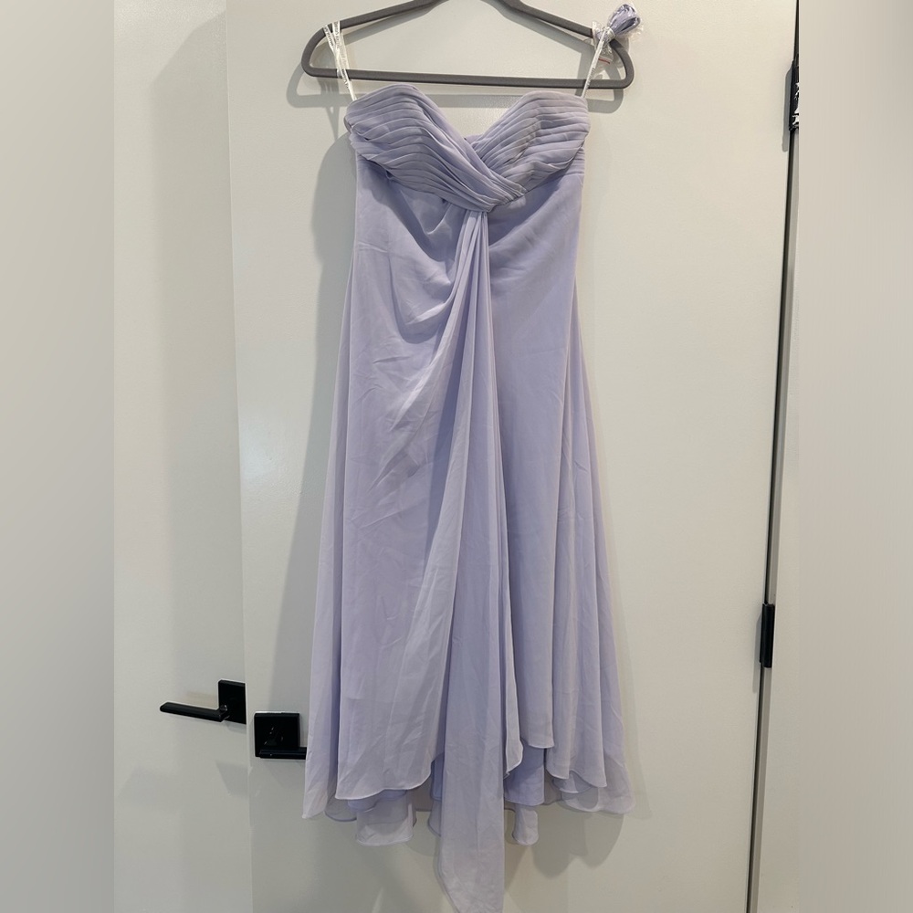 Beautiful strapless David’s Bridal lavender dress. Size 4